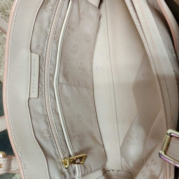 Tory Burch Blush Saffiano York Buckle Tote - Picture 12 of 13